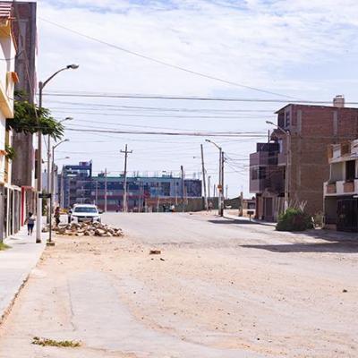 VENTA DE TERRENO EN URBANIZACIÓN FRENTE A LA UCV - CARRETERA PIMENTEL